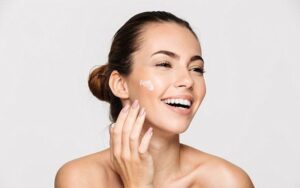 Cách Chọn Mỹ Phẩm Phù Hợp Với Từng Loại Damoi