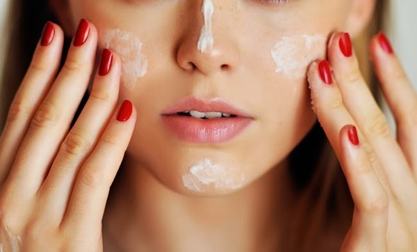 Cách Chọn Mỹ Phẩm Phù Hợp Với Từng Loại Damoi